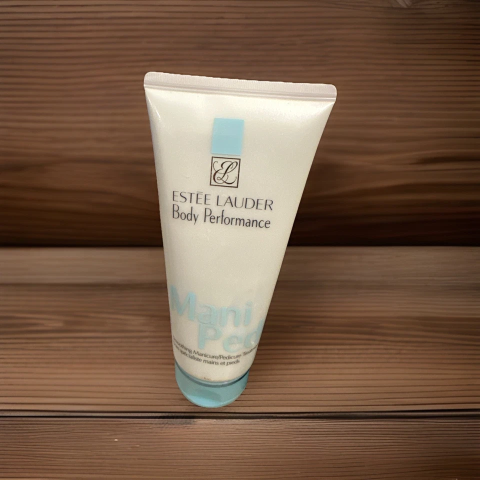 Estée Lauder Mani Pedi Body Performance Tratamiento Suavizante Manicura 6.7oz NUEVO Foto 1 de 1
