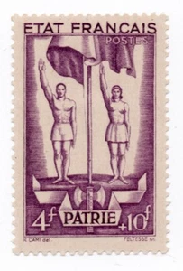 1943 - Francia - 4 f. + 10 f. - Soccorso Nazionale, Patria MNH - Picture 1 of 1