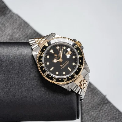 Reloj Rolex GMT-Master II negro para hombre - 16713 en pulsera GMT Jubilee de fábrica Foto 1 de 4
