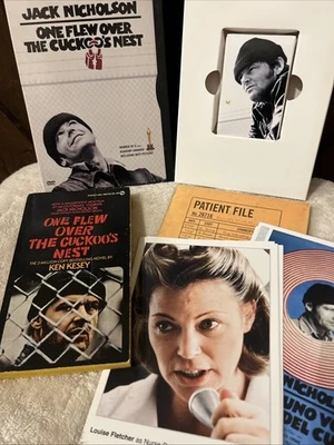 LOT One Flew Over the Cuckoos Nest PB ‘62 & DVD+Deck Cards&Promos Jack Nicholson - Image 1 of 4