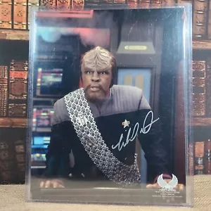 Foto Michael Dorn Autografo 8"" x 10"" - Firma Star Trek Nemesis con COA, manica - Foto 1 di 10