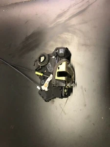 05 2005 Toyota Corolla Front Right Door Lock Actuator - Picture 1 of 5