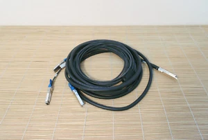 Cisco QSFP-4X10G-AC7M Cisco 40GBASE-CR4 QSFP to 4 10GBASE-CU SFP+ 7m active - Bild 1 von 1