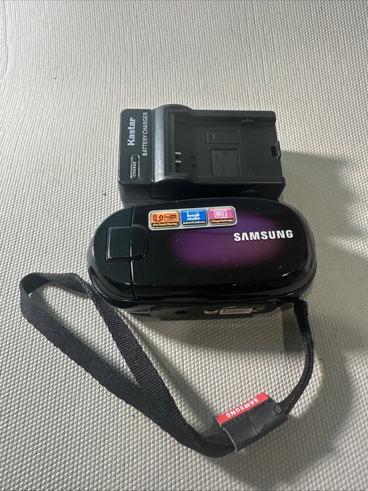 Videocámara digital compacta Samsung SMX-C20UN púrpura Foto 1 de 4