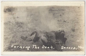 Revolución Mexicana 1917 Guerra Fronteriza - FOTO REAL Cuerpo en llamas en Sonora, México - Imagen 1 de 2