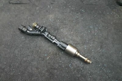 Inyector de combustible 5,0 L T2R27638 JPLA9H529AA OEM Jaguar F-Pace SVR 2019-20 tipo F Foto 1 de 3