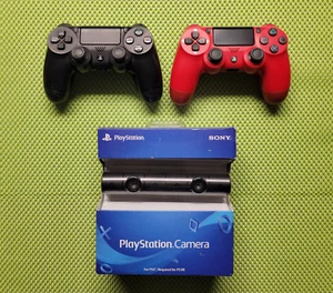 NEW Sony Playstation 4 PS4 PS VR Camera + 2 Used Dualshock 4 Controllers Pads - Picture 1 of 5