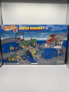 Hot Wheels World Super Highway Play Track #65740-92 with Ferrari 1998 - Picture 1 of 4