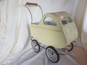 Belle ancienne poussette de poupée aspect vitre arrière VW rareté absolue - Photo 1/13