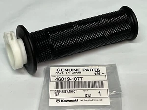 1989 - 2009 GENUINE KAWASAKI NINJA CONCOURS GPZ THROTTLE GRIP 46019-1077 - Picture 1 of 5