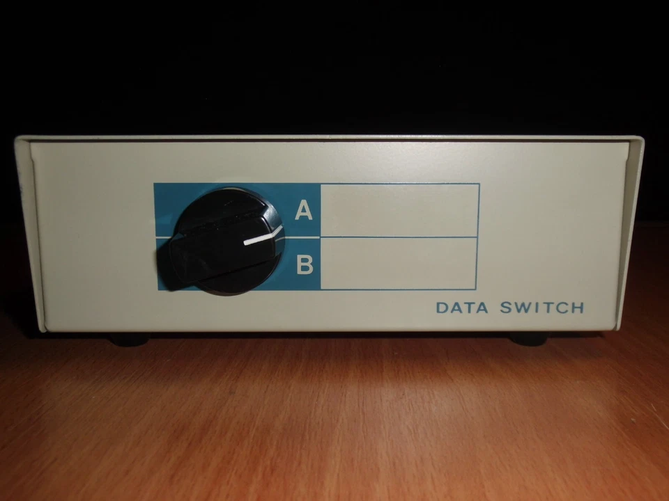 Daten Umschalter Centronics 36 x UM Data Switch bidirektional z.B. 1 Drucker an - Bild 1 von 4