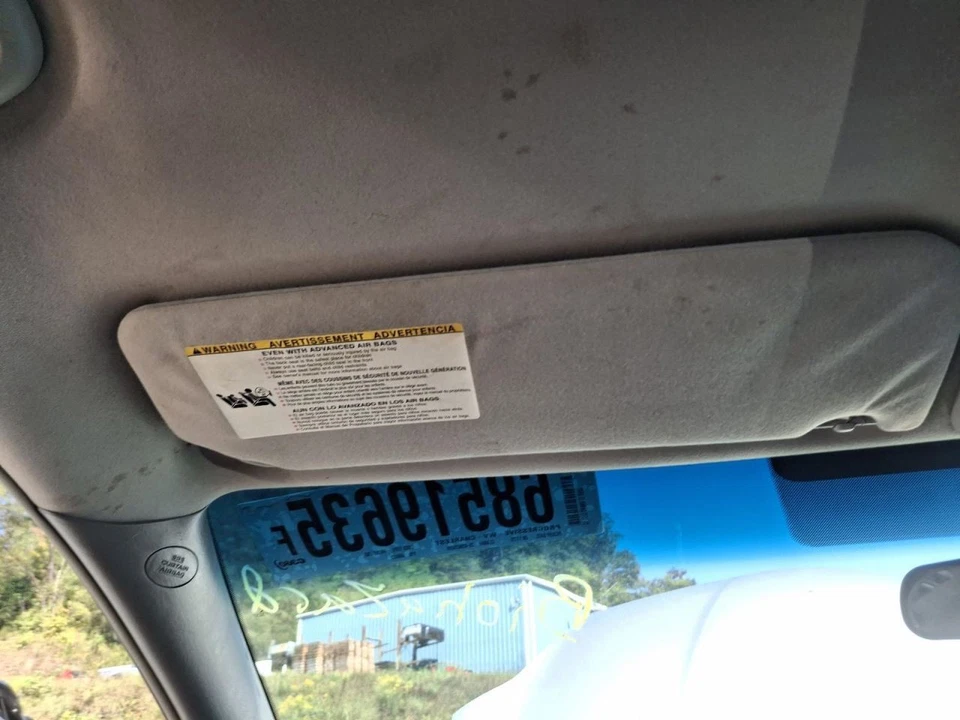 Toyota Sienna 2005 conductor parasol izquierdo gris iluminado usado 3672923 Foto 1 de 1