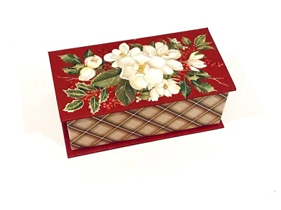 PUNCH STUDIO CHRISTMAS  4 OZ. BAR SOAP IN KEEPSAKE MUSICAL BOX MAGNOLIA - Image 1 of 4