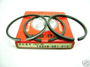 Honda C100 Piston Ring 0.50 NOS CA110 C102 CB50 2nd OverSize Rings 13030-001-010 - Bild 1 von 1