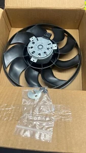 13-19 CADILLAC XTS ONLY BLADES MOTOR FAN LEFT DRIVER SIDE 9 BLADES 22747157 OEM - Foto 1 di 3