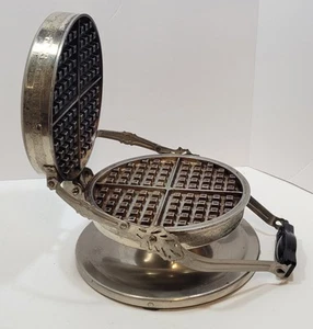 Vintage Westinghouse-Waffeleisen. Westinghouse Electric & Mfg. Co. Ohne Kordel. - Bild 1 von 15