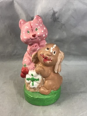 Estatueta STRAWBERRY SHORTCAKE Pupcake & Custard Vintage 1980 American Greetings - Imagem 1 de 4