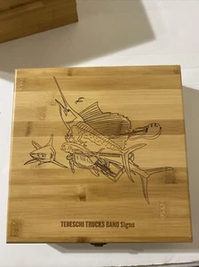 Tedeschi Trucks Band Signs Wooden Wood Box Collectable - Picture 1 of 12