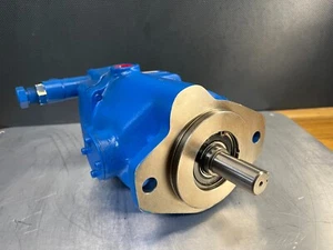Eaton Vickers PVB10LSY41CM12 Hydraulic Axial Piston Pump 3000 PSI - Picture 1 of 9