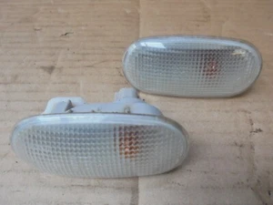 PROTON SATRIA 2003 PAIR OF FRONT WING INDICATOR SIDE MARKER REPEATER LIGHTS - Picture 1 of 12