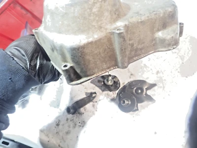 Крышка сцепления и детали HONDA CT 70 1973 Honda Trail 70 - Изображение 1 из 4