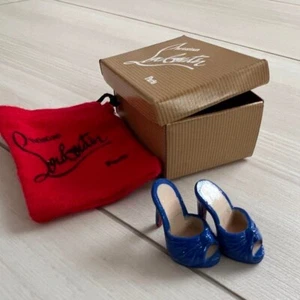 Barbie Christian Louboutin sandali tacco blu scatola e borsa - Foto 1 di 2
