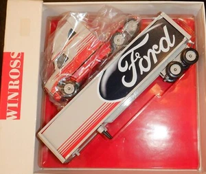Winross 1:64 pressofuso - Trattore e rimorchio - Ford - Foto 1 di 1