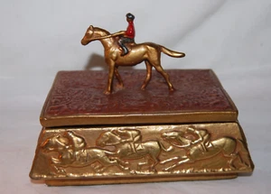 Vintage Armor Bronze Clad Jockey and Race Horse Covered Trinket Box - Imagen 1 de 6