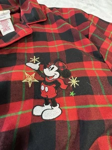 Disney Store Hombres Talla Pequeña Mickey Mouse Rojo Cuadros Vacaciones PJ Camisa Mangas Largas - Imagen 1 de 6