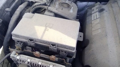 Fuse Box Engine Power Distribution Center Fits 14 DURANGO 5058905 - Image 1 of 2