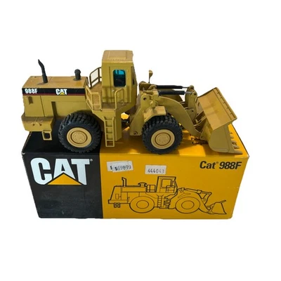 NZG Modelle 1/50 Scale Cat 988F Wheel Loader Yellow NIB - Image 1 of 3