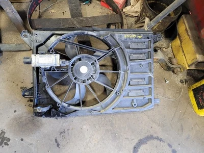 Radiator Fan Motor Fits 13-18 C-MAX 1971088 Foto 1 de 4