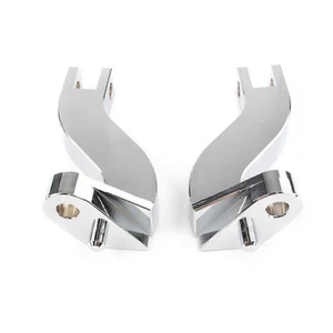 Kit supporto pedale posteriore passeggero adatto a Harley Davidson Touring FLHT 93-16 cromato - Foto 1 di 4