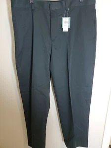 LL Bean Mens Size 38 x 31 Black Classic 5 Pocket Front Pleat - Picture 1 of 11