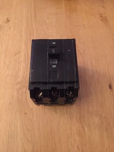 Square D QO 5 Ampere MCB Leitungsschutzschalter 3 phasenpolig - Bild 1 von 2