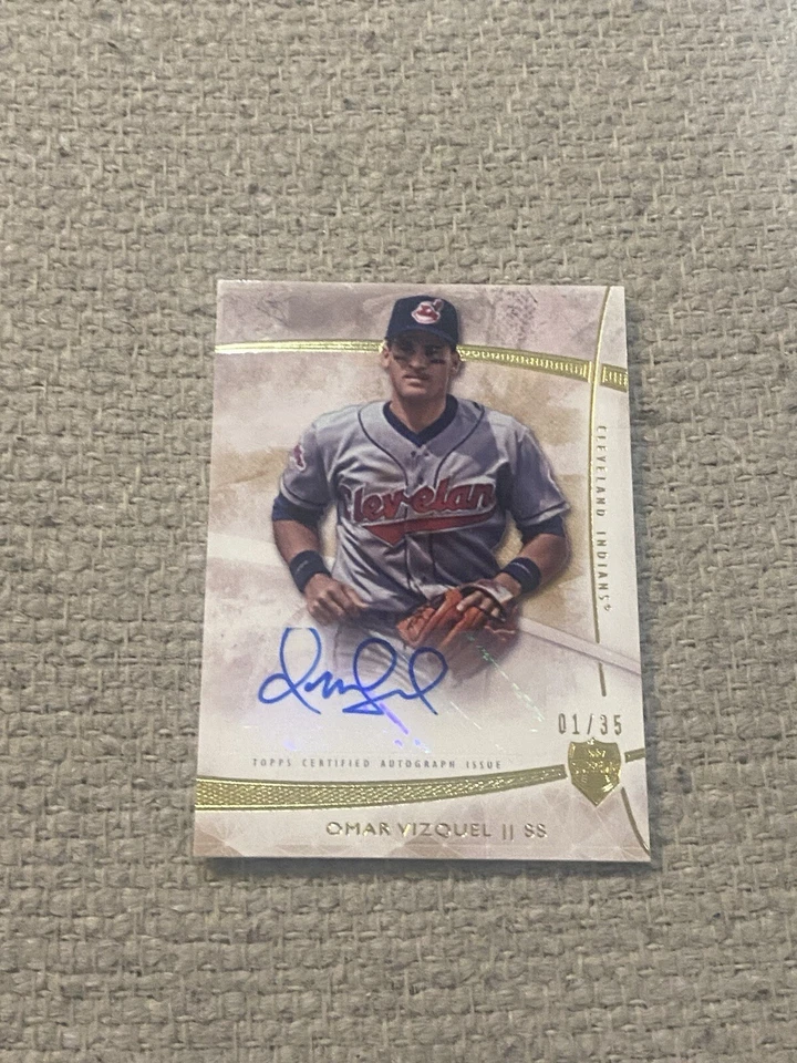 Omar Vizquel 2014 Topps Supreme Auto Autograph #1/35 - Image 1 of 2