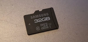 SAMSUNG 32GB Micro Memory Card SD HC Data Storage class 10 - Picture 1 of 1