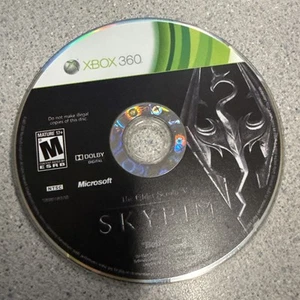 The Elder Scrolls V: Skyrim Xbox 360 Spiel nur Disc - Bild 1 von 1