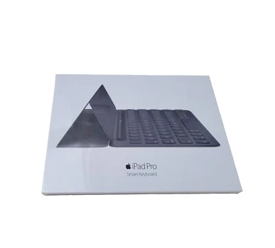 Apple iPad Pro Smart Keyboard 9.7 Black Model MM2L2AM/A - Image 1 of 4