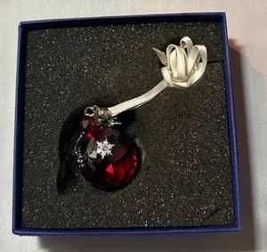 Swarovski Red Crystal Christmas Ornament 1144685 - Picture 1 of 4