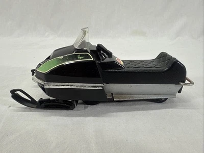 Винтажный 1973 Tonka Arctic Cat El Tigre 440 снегоход, No 322, серия Regular - Изображение 1 из 4