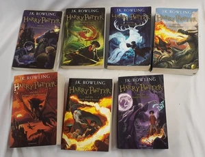 Harry Potter Book 1-7 Complete Series J.K. Rowling Hogwarts Wizard Witches - Picture 1 of 14