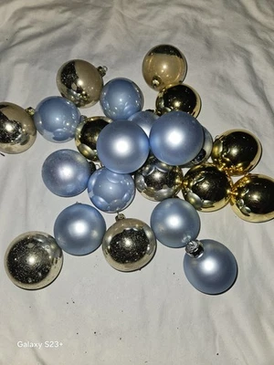 22 Vintage Blue & Gold Glass Baubles Christmas Tree Decorations Hanging Retro 🎅 - Image 1 of 4