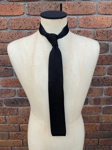 Corbata de seda tejida delgada Charles Tyrwhitt para hombre # - Imagen 1 de 12