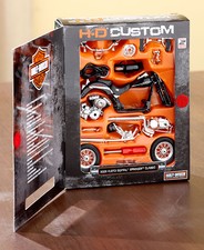 1:18 Harley Davidson Assembly Line Motorcycle Build Model 2005 Softail Springer