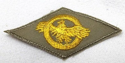 vintage WWII US Tan Cotton Honorable Discharge Ruptured Duck Patch each p5080 - Image 1 of 4