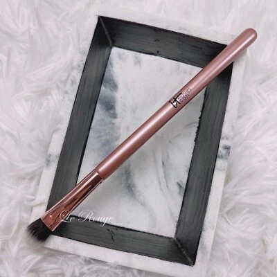 IT cosmetics ulta rose gold airbrush precision eyeshadow brush #112 limited ed - Image 1 of 4