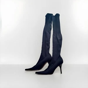 Bota alta Donald J Pliner negra Italia crepé sobre la rodilla talla 9 Elektra - Imagen 1 de 9