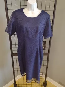 My Michelle Vintage 90s Lace Shift Dress Woman's Size 12P Lace Accent Navy Blue - Picture 1 of 7