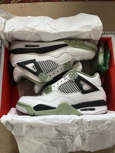 Air Jordan 4 Seafoam - Picture 1 of 7